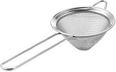 Descubre los tipos de coladores con mango para coctelería